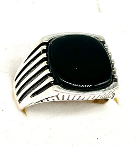 Onyx Square Ring with Lines