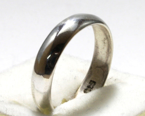 Simple curved Band